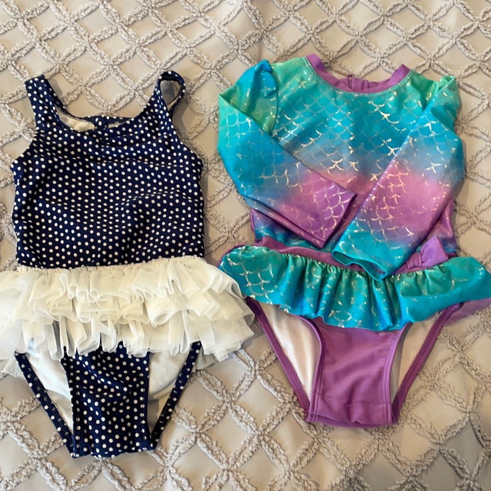 Set of two 2t swim bathing suits